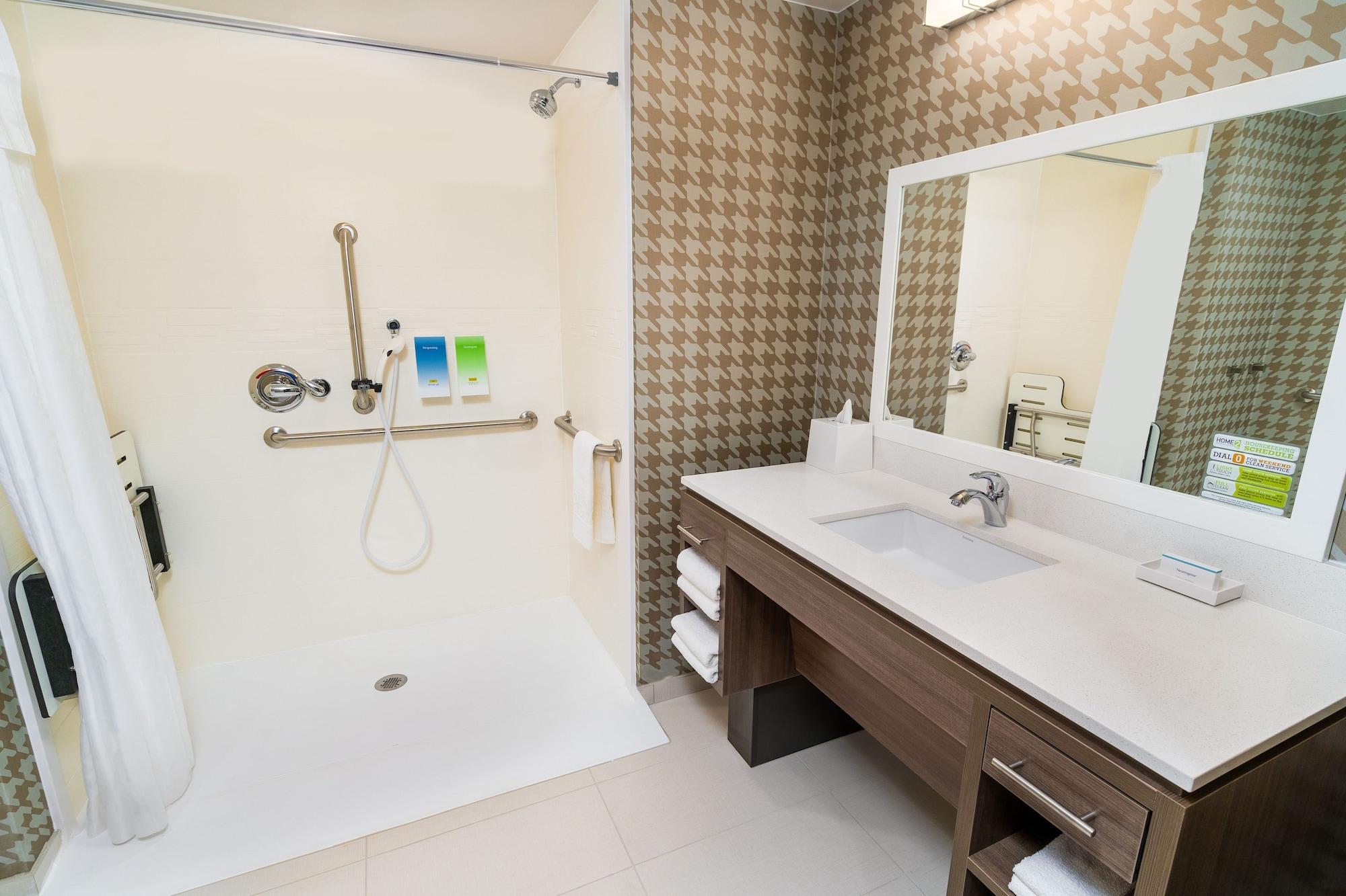 Home2 Suites Μπέικερσφιλντ Εξωτερικό φωτογραφία