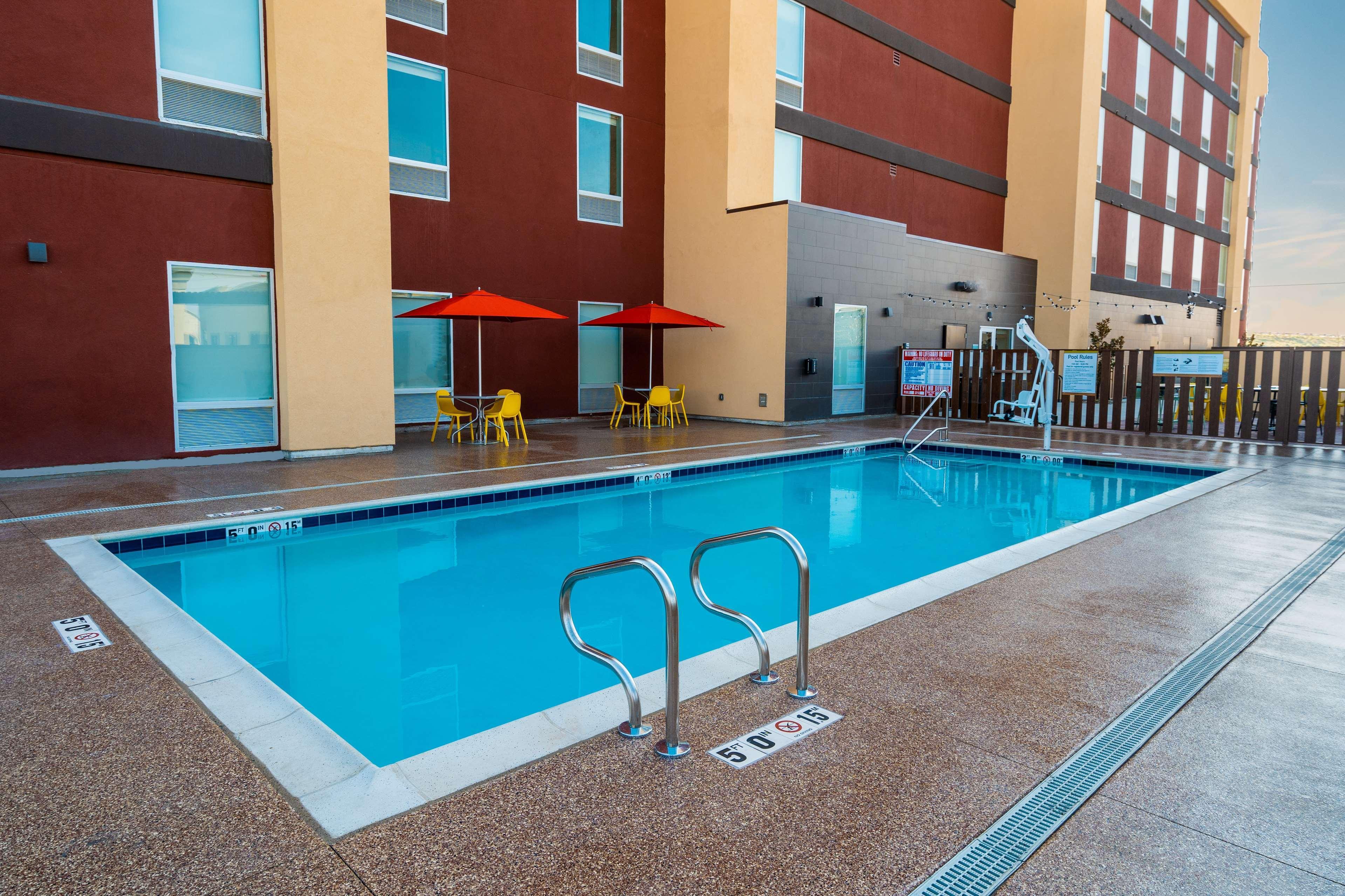 Home2 Suites Μπέικερσφιλντ Εξωτερικό φωτογραφία
